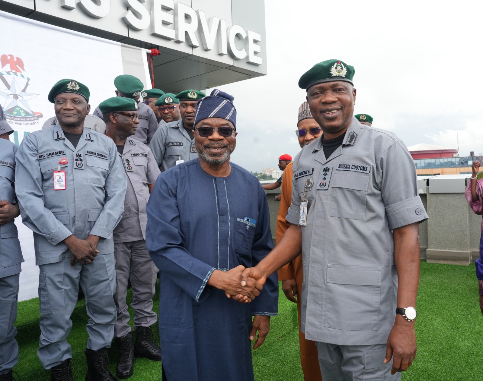 CUSTOMS UNVEILS SPECIAL OPERATIONS AGAINST VEGETABLE OIL SMUGGLING TO PROTECT LOCAL INVESTMENTS 